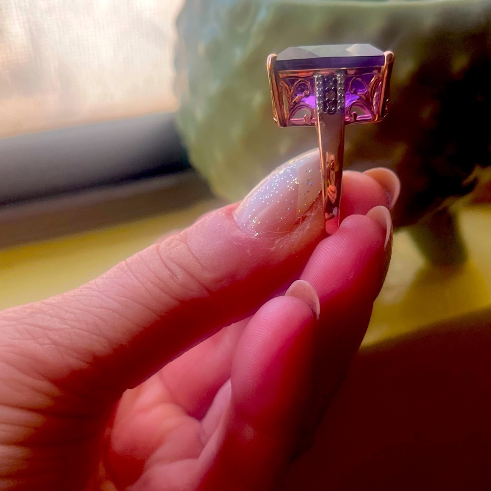 Beautiful Amethyst Ring - Picture 10 of 10
